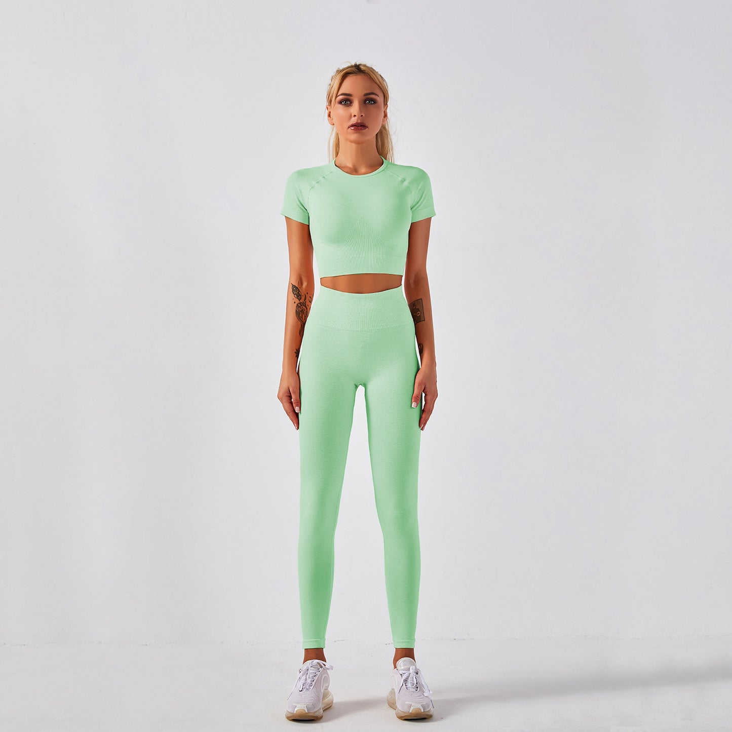 Women’s Seamless Fitness & Yoga Set – Active Gym Two-Piece Outfit