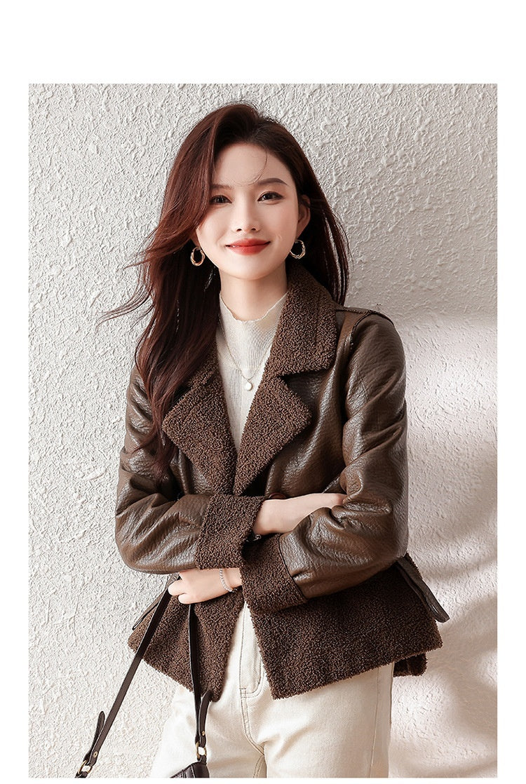 Women’s Plus Size Fur Coat – Loose Winter Jacket in Khaki & Black Plaid