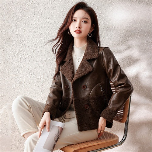 Women’s Plus Size Fur Coat – Loose Winter Jacket in Khaki & Black Plaid